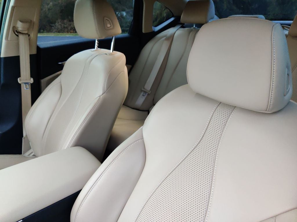 2025 Acura TLX Technology Package