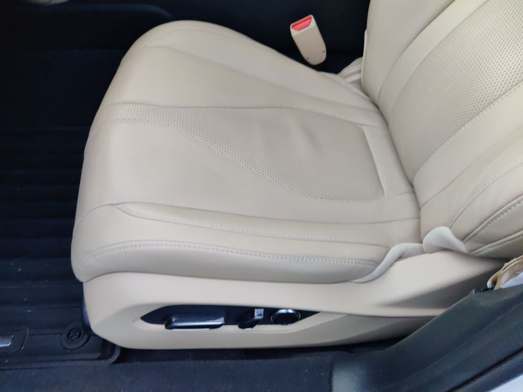 2025 Acura TLX Technology Package