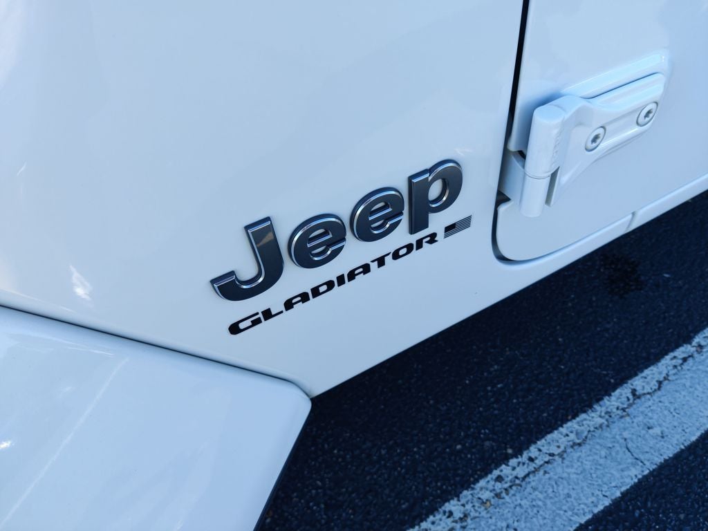 2023 Jeep Gladiator Overland