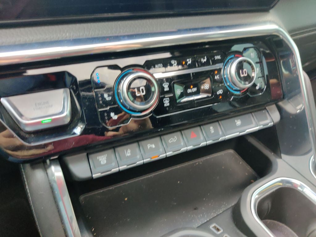 2025 GMC Sierra 3500HD Denali