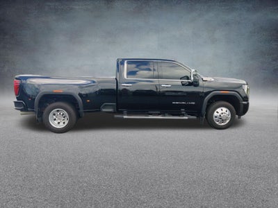 2025 GMC Sierra 3500HD Denali