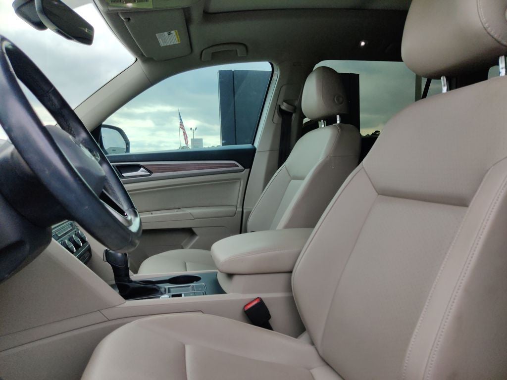 2021 Volkswagen Atlas 3.6L V6 SE w/Technology