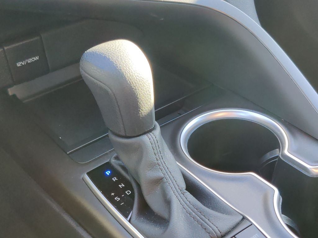 2023 Toyota Camry Hybrid LE