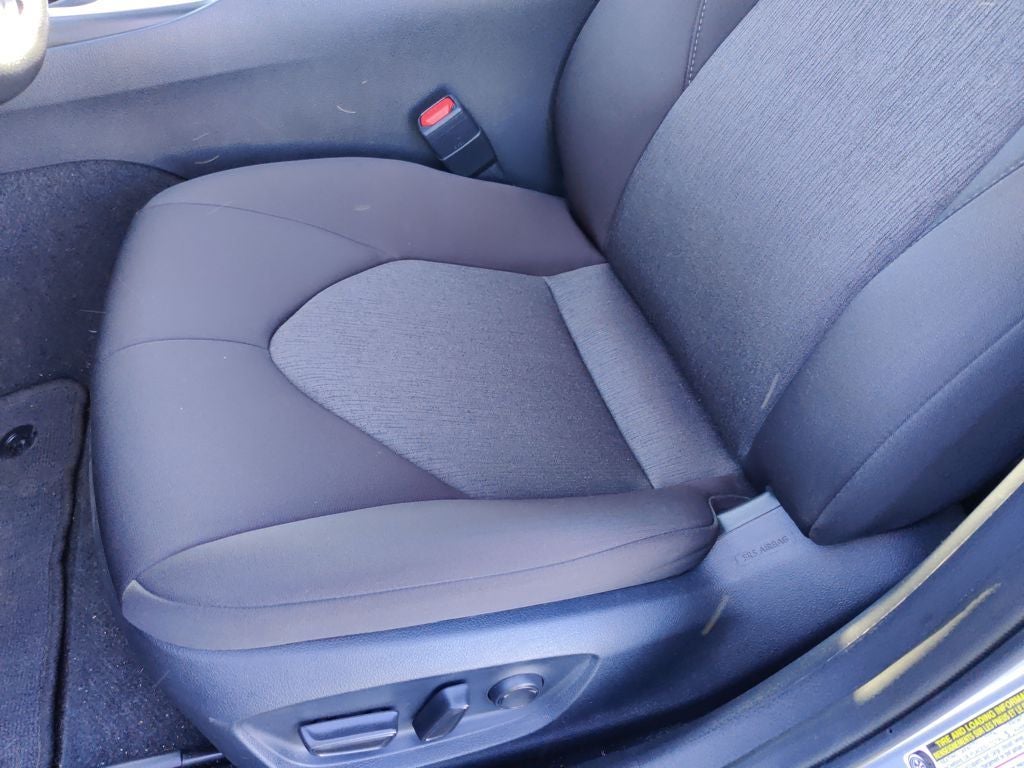 2023 Toyota Camry Hybrid LE