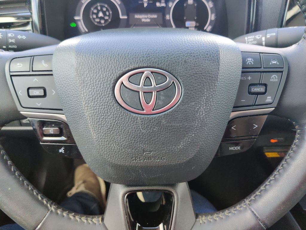2025 Toyota Camry XLE