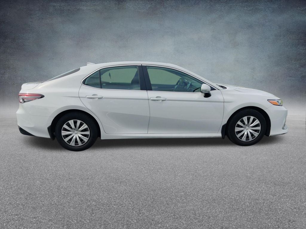 2023 Toyota Camry Hybrid LE