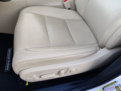 2019 Toyota Highlander Base