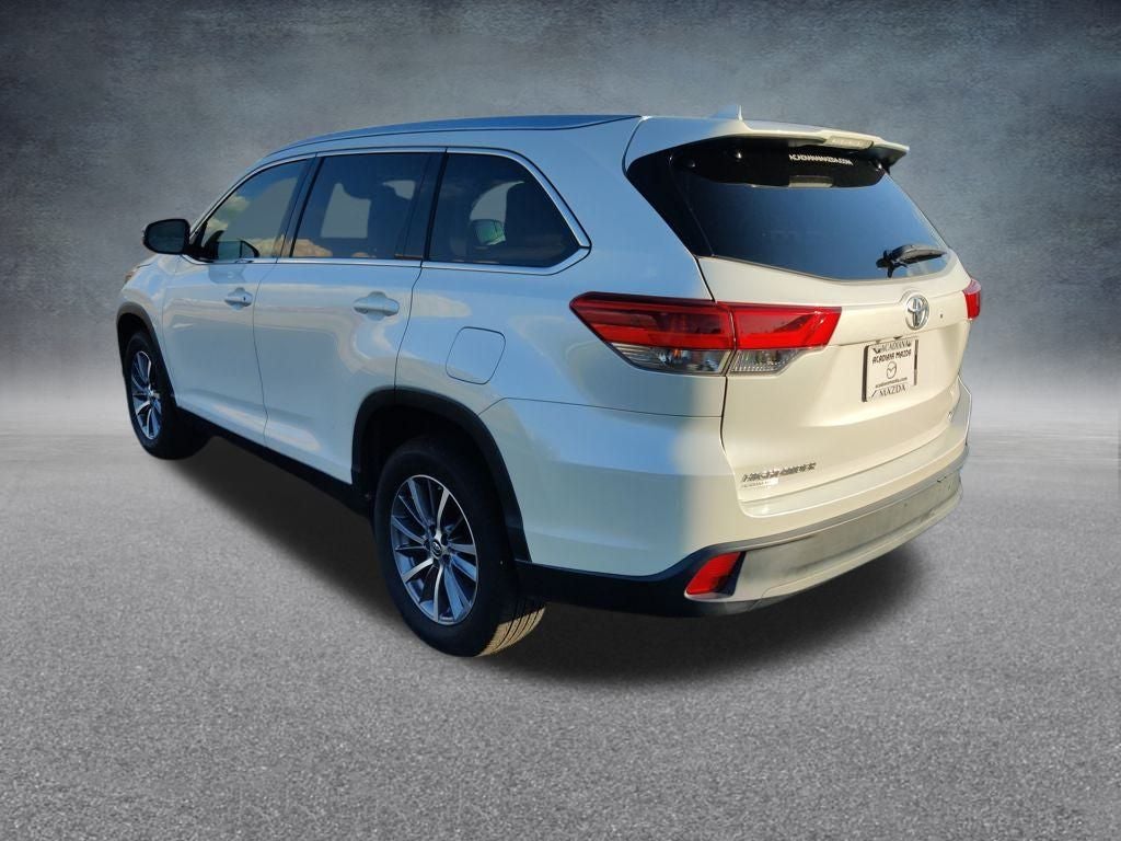 2019 Toyota Highlander Base