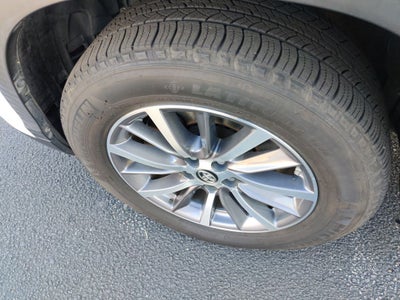 2019 Toyota Highlander Base