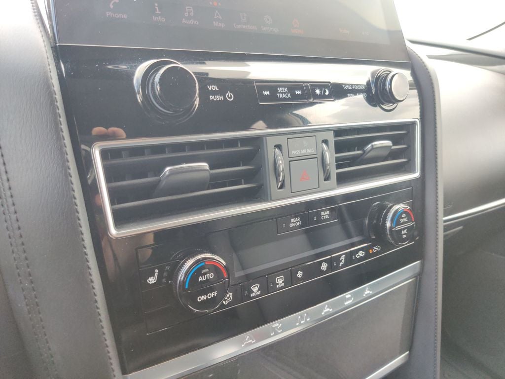 2024 Nissan Armada SV