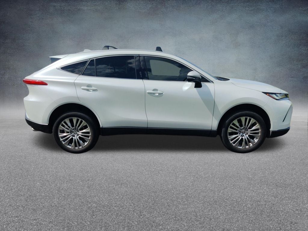 2023 Toyota Venza XLE