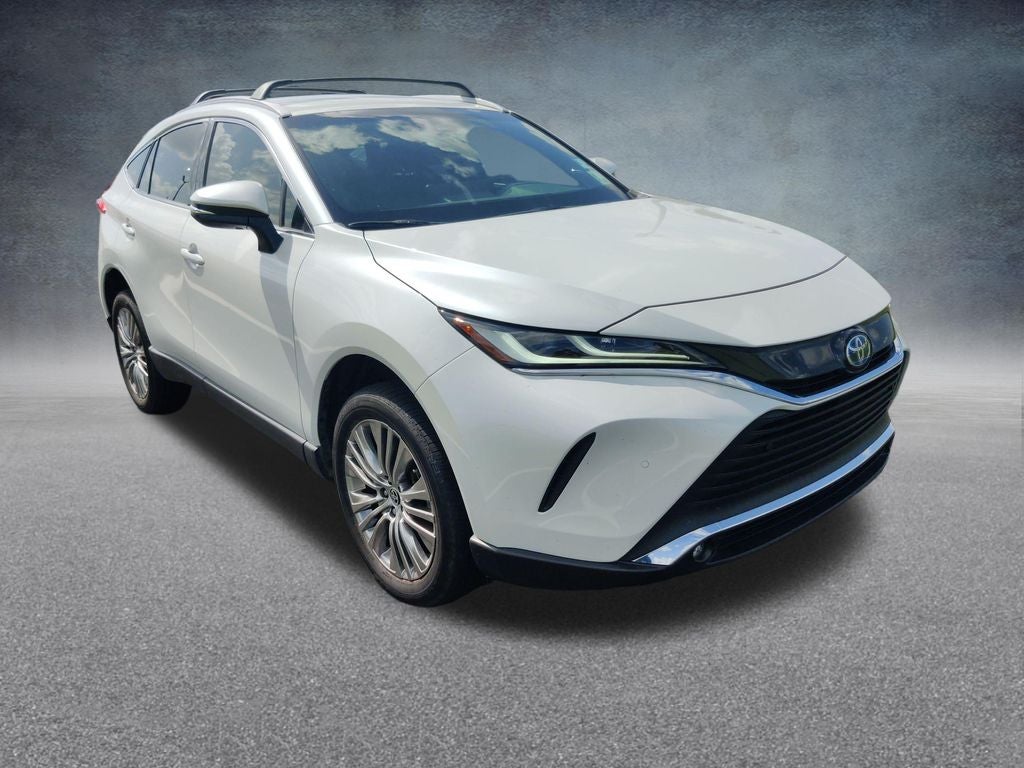 2023 Toyota Venza XLE