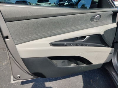 2023 Hyundai Elantra Hybrid Limited