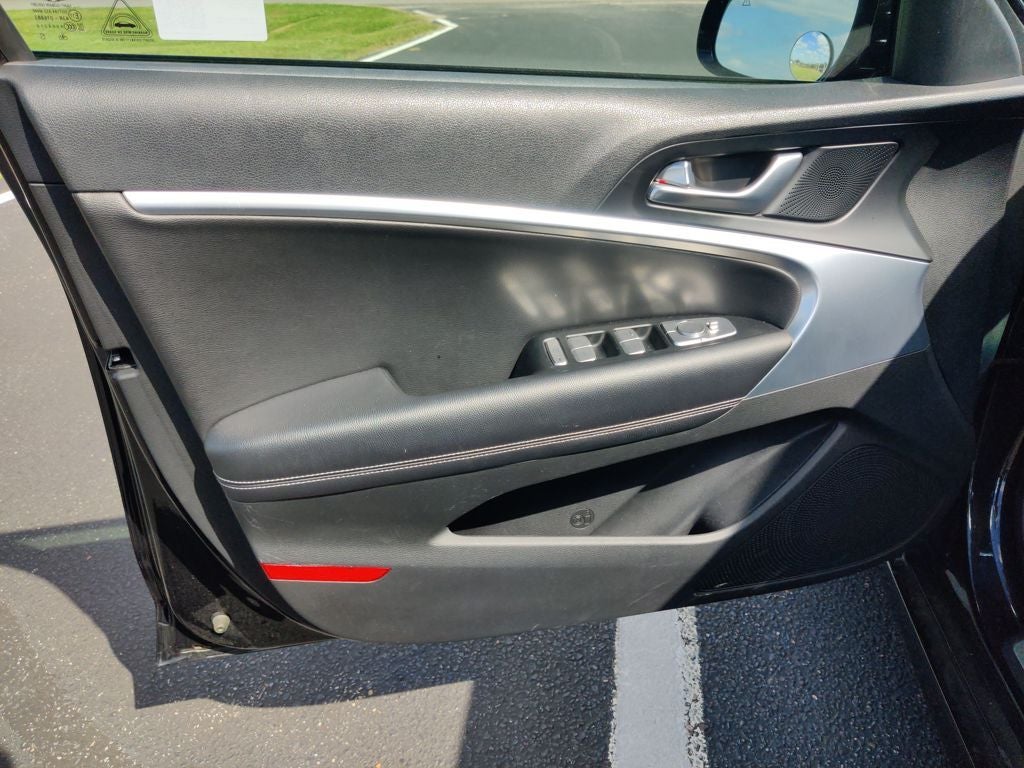2024 Genesis G70 2.5T