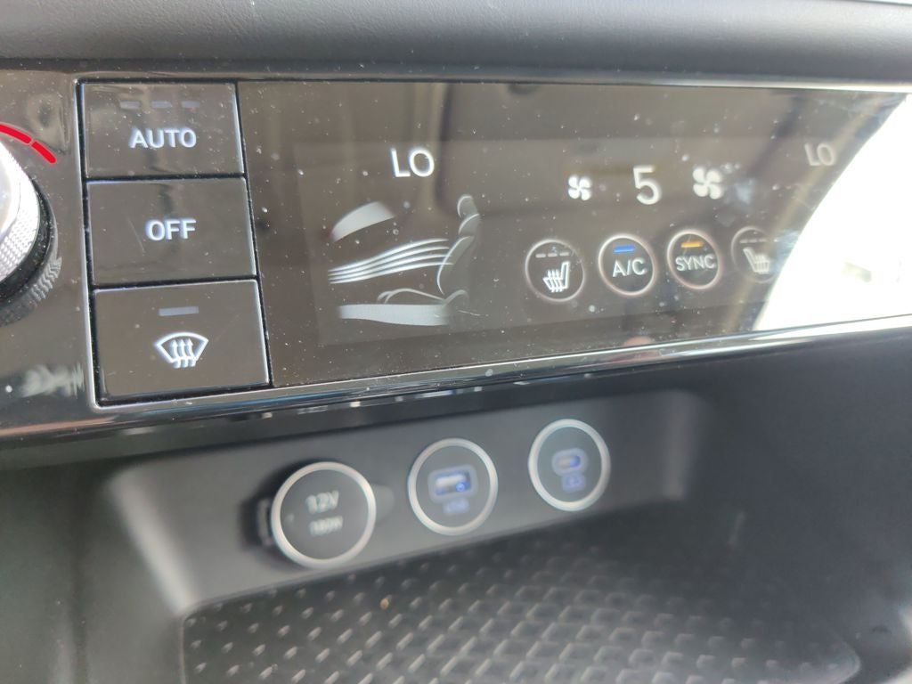 2024 Genesis G70 2.5T