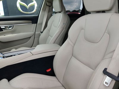 2025 Volvo V90 Cross Country B6