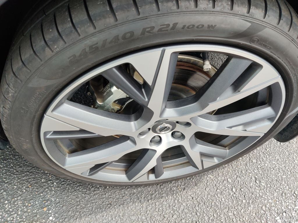 2025 Volvo V90 Cross Country B6