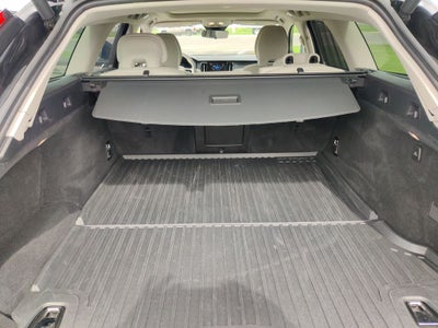 2025 Volvo V90 Cross Country B6